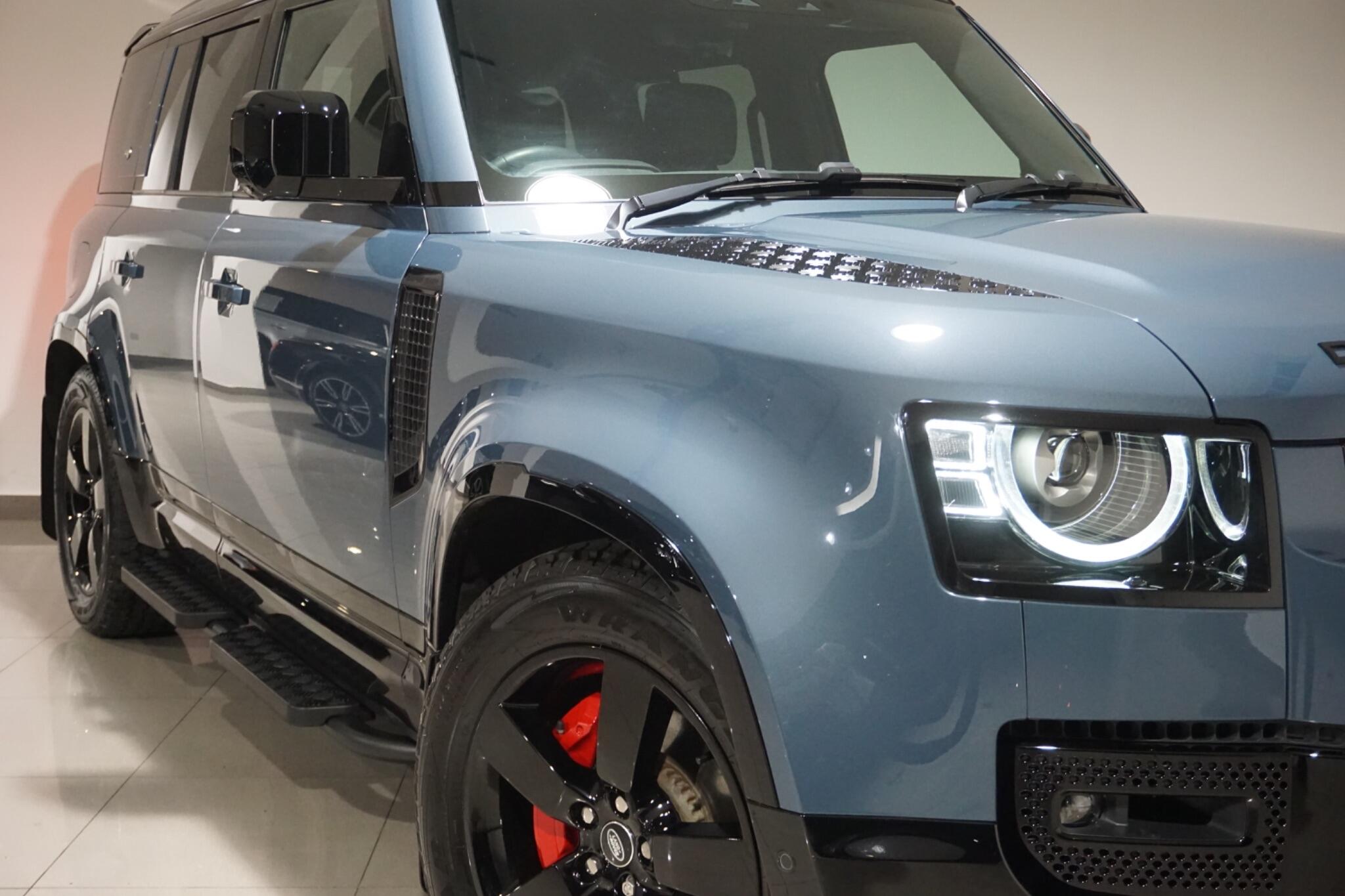 Land Rover Defender 110 2.0 P400e 15.4kWh X-Dynamic HSE SUV 5dr Petrol Plug-in Hybrid Auto 4WD Euro 6 (s/s) (404 ps)